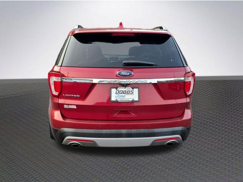 Used 2017 Ford Explorer Limited w/ Equipment Group 301A FWD image 6