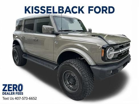 Certified 2025 Ford Bronco Outer Banks AWD/4WD image 1