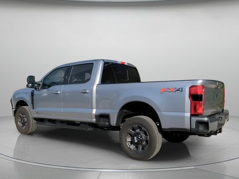Certified 2024 Ford F250 Lariat w/ Lariat Ultimate Package image 19