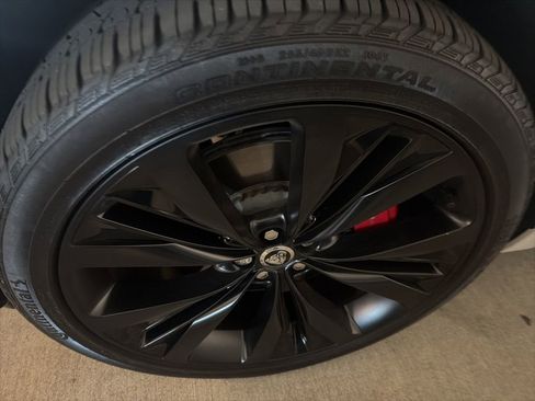 Used 2026 Jaguar F-PACE R-Dynamic S AWD/4WD image 2