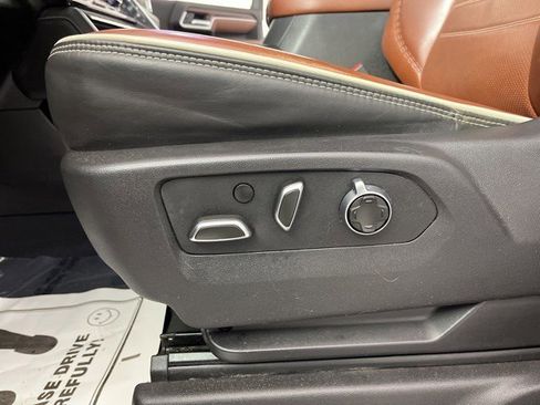 Used 2025 GMC Sierra 2500 Denali Ultimate w/ Max Trailering Package image 29