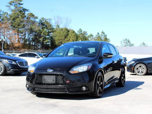 Used 2013 Ford Focus ST image 3