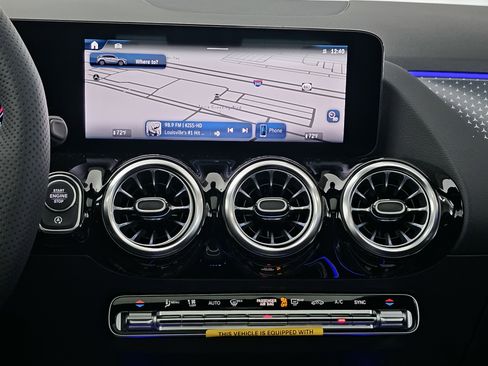New 2026 Mercedes-Benz GLA 35 AMG 4MATIC image 41