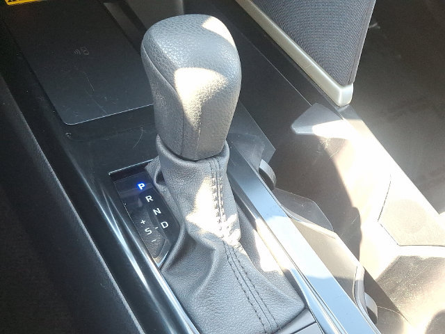 Used 2025 Toyota Camry LE FWD image 14