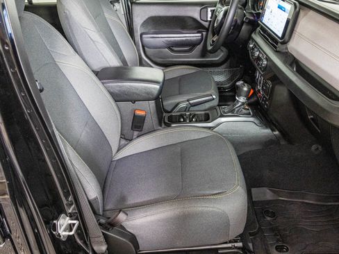 Used 2024 Jeep Wrangler Willys image 43