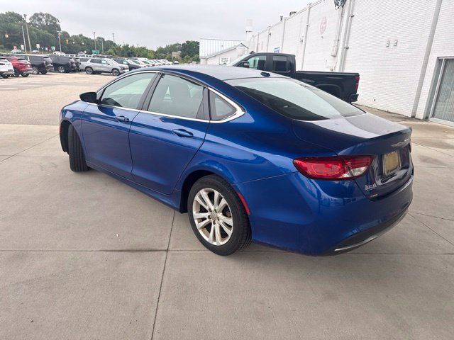 Used 2015 Chrysler 200 Limited w/ Convenience Group FWD image 3