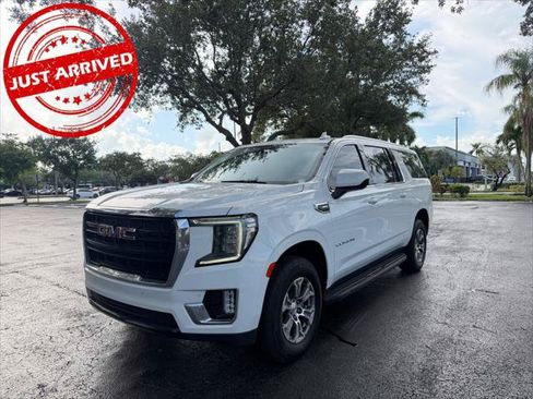 Used 2023 GMC Yukon XL SLE w/ Max Trailering Package AWD/4WD image 2