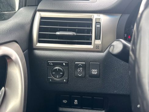 Used 2018 Lexus GX 460 Premium w/ Premium Package AWD/4WD image 44