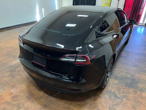 Used 2019 Tesla Model 3 Standard Range image 42