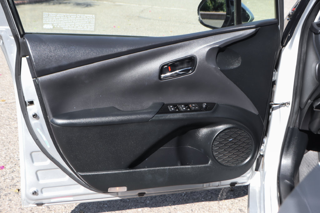 Used 2018 Toyota Prius Prime Premium w/ Carpet Mat Package FWD image 14