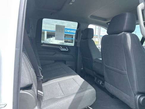 Used 2025 Chevrolet Silverado 2500 LT AWD/4WD image 31