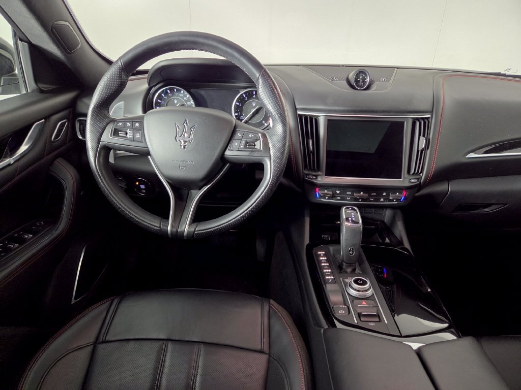 Used 2024 Maserati Levante GT Ultima AWD/4WD image 26