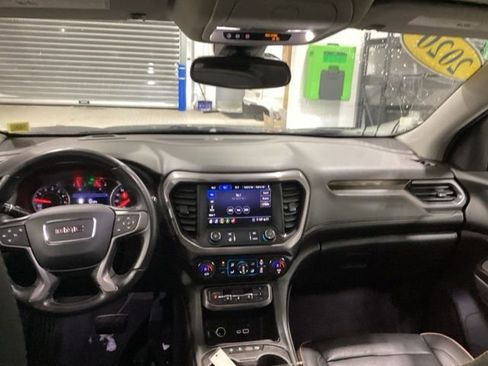 Used 2020 GMC Acadia AT4 w/ LPO, 'HIT The Road' Package image 7