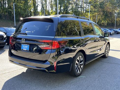 New 2026 Honda Odyssey EX-L image 4