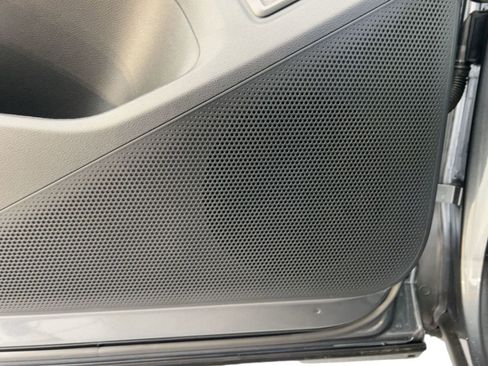 New 2026 Volkswagen Tiguan SE R-Line image 23