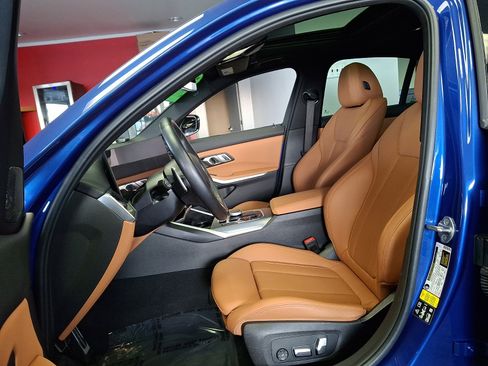 Used 2023 BMW M340i xDrive image 9