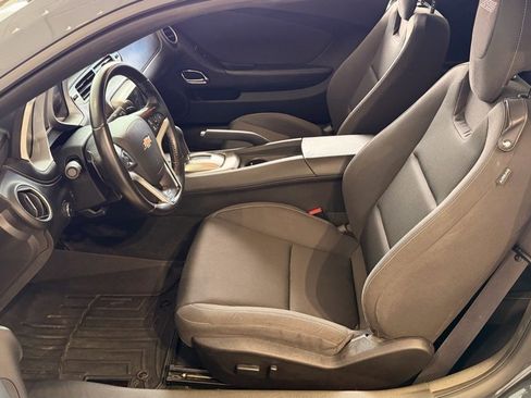 Used 2015 Chevrolet Camaro SS w/ Silver Rally Stripe Package image 9