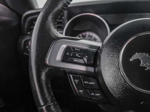 Used 2021 Ford Mustang Coupe image 13