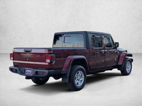 Used 2022 Jeep Gladiator Sport image 5