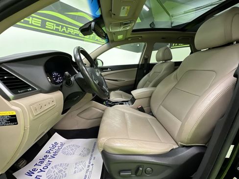 Used 2016 Hyundai Tucson Limited w/ Option Group 03 AWD/4WD image 17