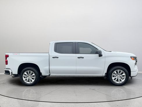 New 2026 Chevrolet Silverado 1500 Custom AWD/4WD image 4