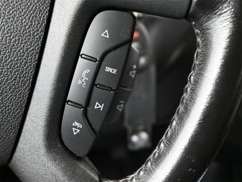 Used 2020 Chevrolet Express 2500 w/ Driver Convenience Package image 5