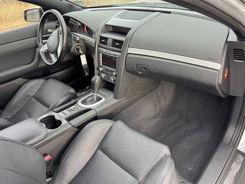 Used 2009 Pontiac G8 GT w/ Premium Package image 29