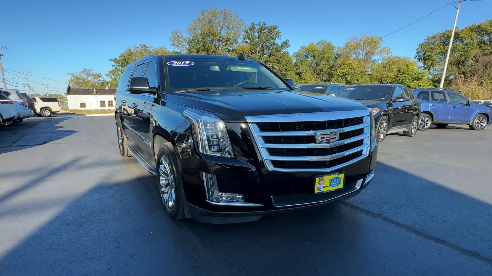 Used 2017 Cadillac Escalade ESV 4WD image 4