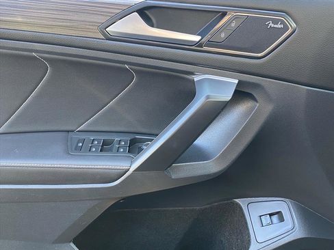 Certified 2024 Volkswagen Tiguan SEL R-Line image 20