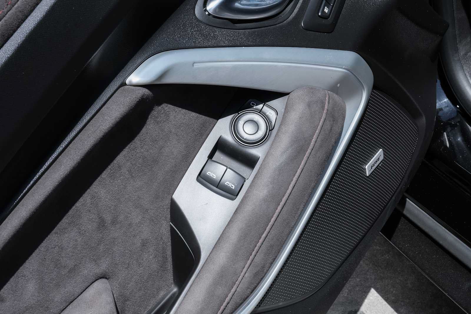 Used 2021 Chevrolet Camaro ZL1 RWD image 34