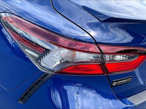 Used 2023 Toyota Camry SE w/ Cold Weather Package FWD image 30