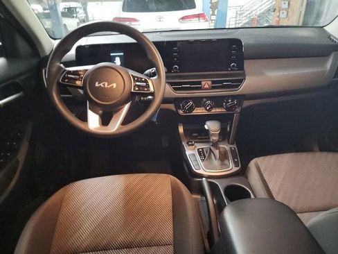 Certified 2024 Kia Seltos LX AWD/4WD image 5