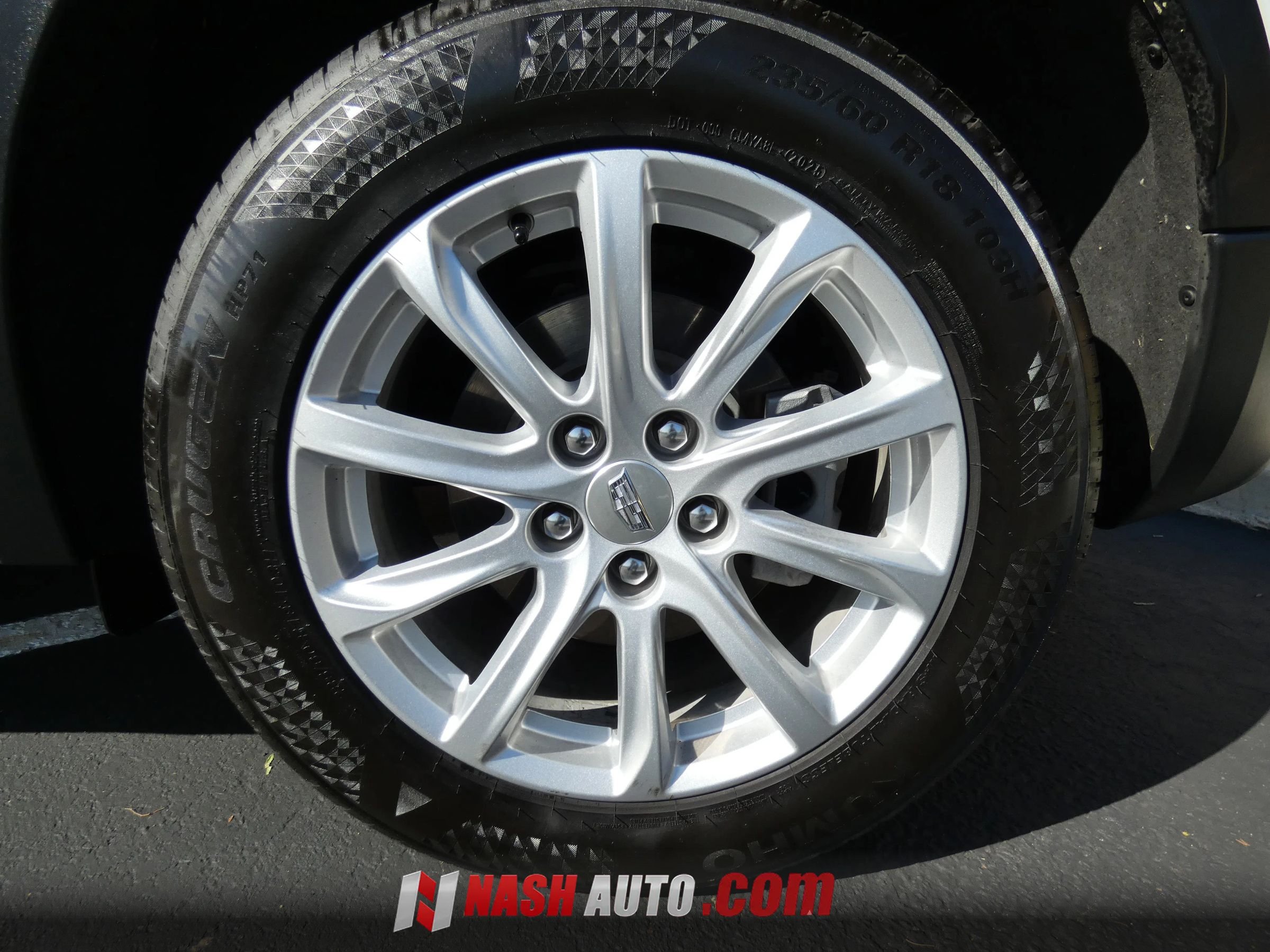 Used 2023 Cadillac XT4 Luxury w/ Cold Weather Package FWD image 20