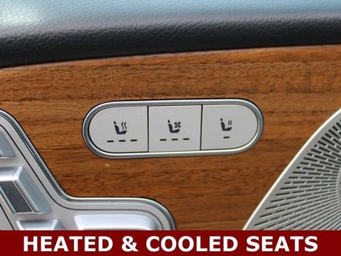 Used 2023 Mercedes-Benz GLS 450 4MATIC image 4