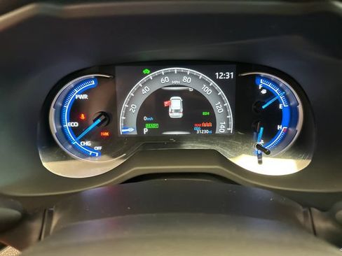 Used 2025 Toyota RAV4 XLE AWD/4WD image 19