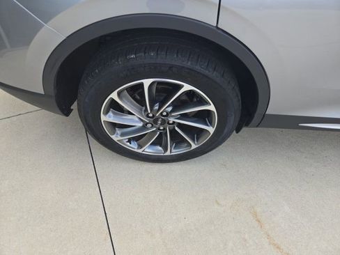 Certified 2024 Lincoln Corsair AWD w/ Equipment Group 101A image 17