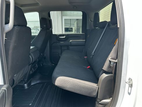 Used 2024 GMC Sierra 3500 Pro w/ Convenience Package image 34