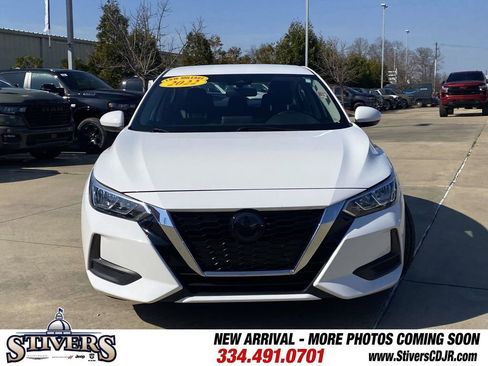 Used 2022 Nissan Sentra SV w/ All-Weather Package image 2