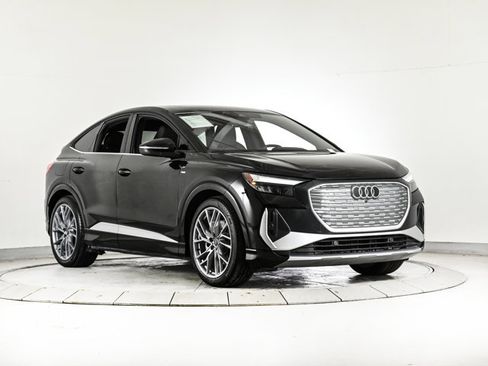 Used 2025 Audi Q4 e-tron Premium Plus w/ Premium Plus image 3
