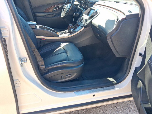Used 2013 Buick LaCrosse Leather FWD image 16