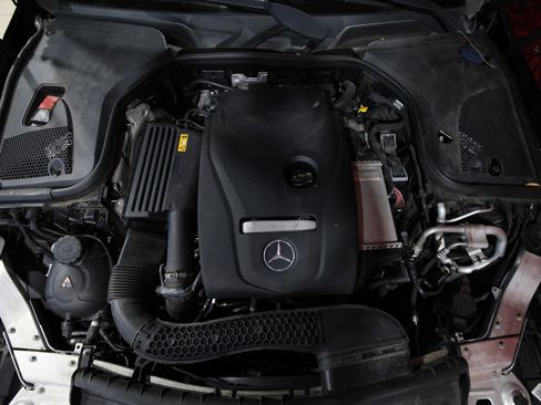 Used 2018 Mercedes-Benz E 300 image 25