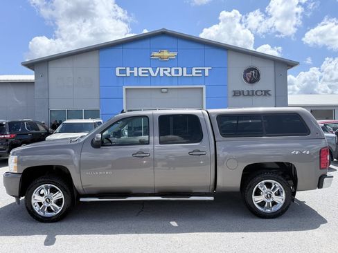 Used 2013 Chevrolet Silverado 1500 LTZ w/ LTZ Plus Package AWD/4WD image 4