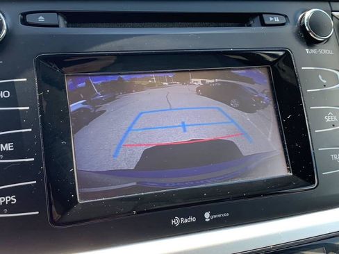 Used 2015 Toyota Highlander Plus AWD/4WD image 20