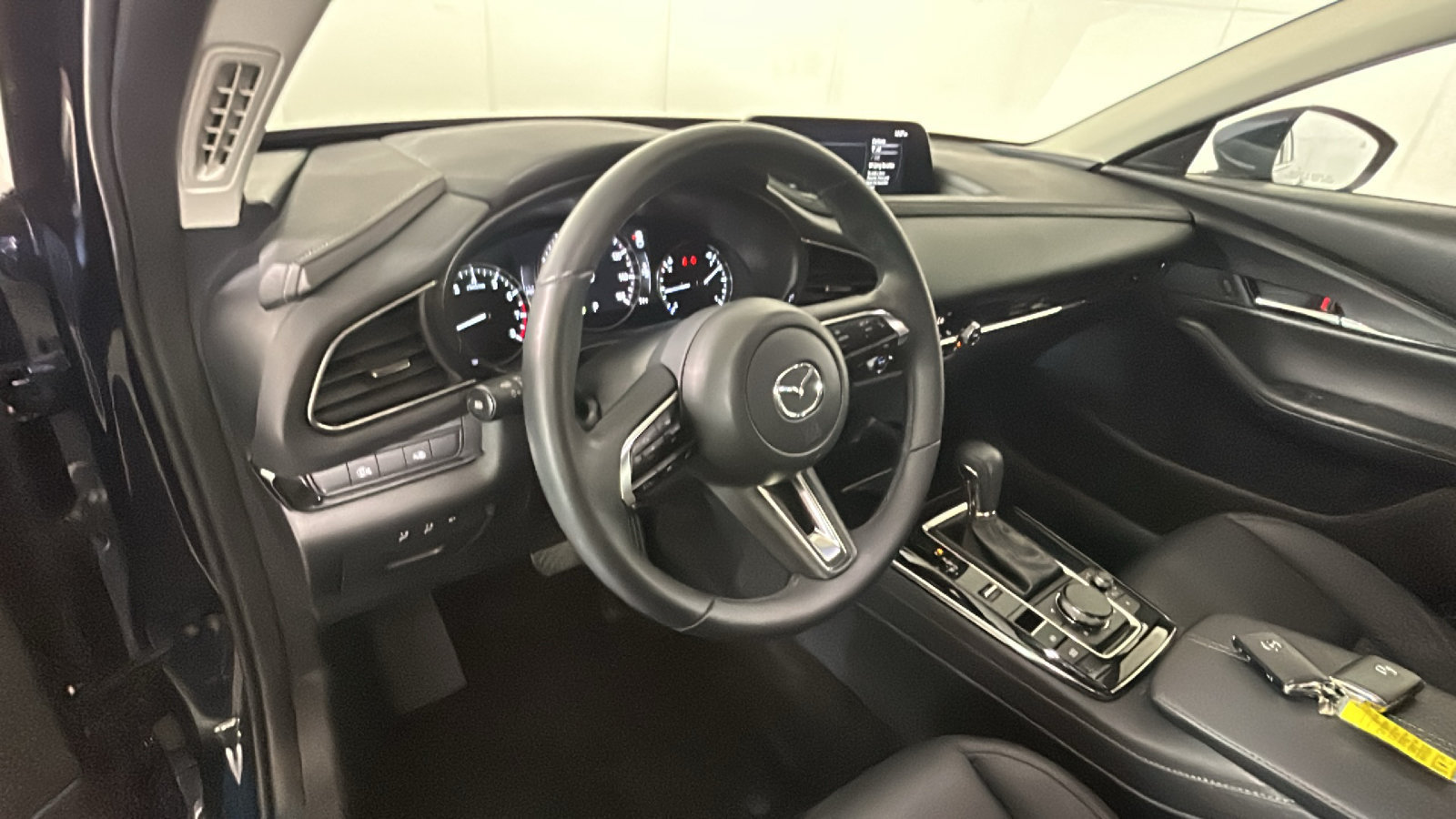 Used 2025 MAZDA CX-30 AWD 2.5 S w/ Preferred Package image 16