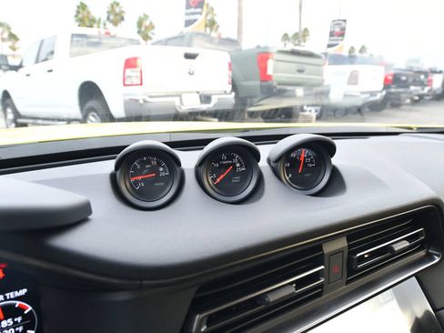 Used 2023 Nissan Z w/ Floor Mat Package (L93) RWD image 26