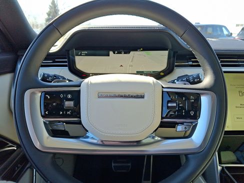 New 2026 Land Rover Range Rover SE image 5