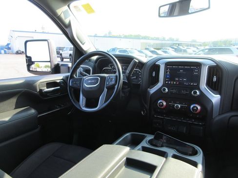 Certified 2023 GMC Sierra 2500 SLE w/ SLE Value Package; AWD/4WD image 24