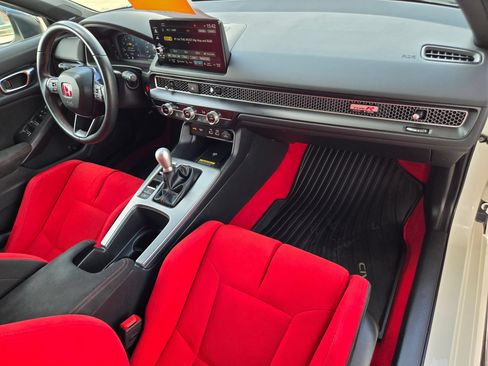 Used 2024 Honda Civic Type R image 25