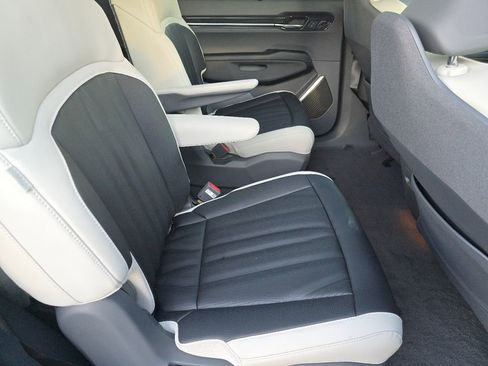 New 2026 Kia EV9 GT-Line image 21