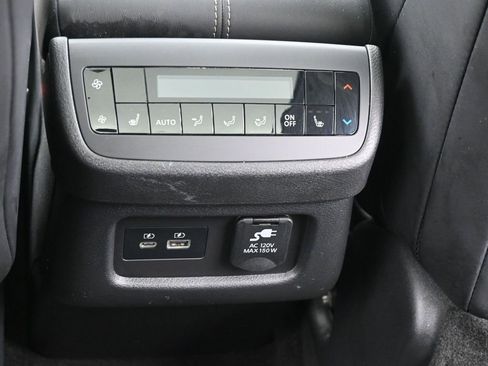 Used 2022 Nissan Pathfinder Platinum w/ Cargo Package image 15